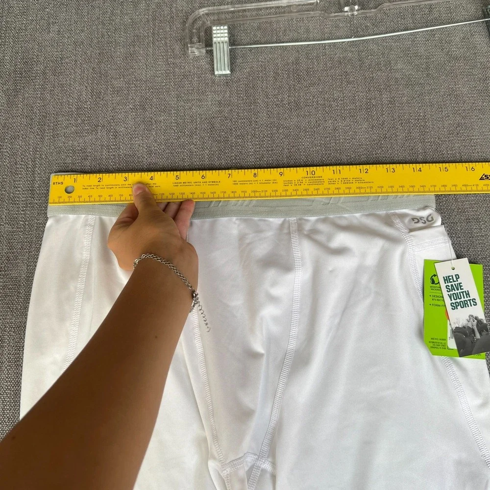 DSG Compression Shorts Mens Large White Performance Stretch Tight Fit Base Layer